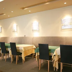 Chisun Shinagawa West 東京都